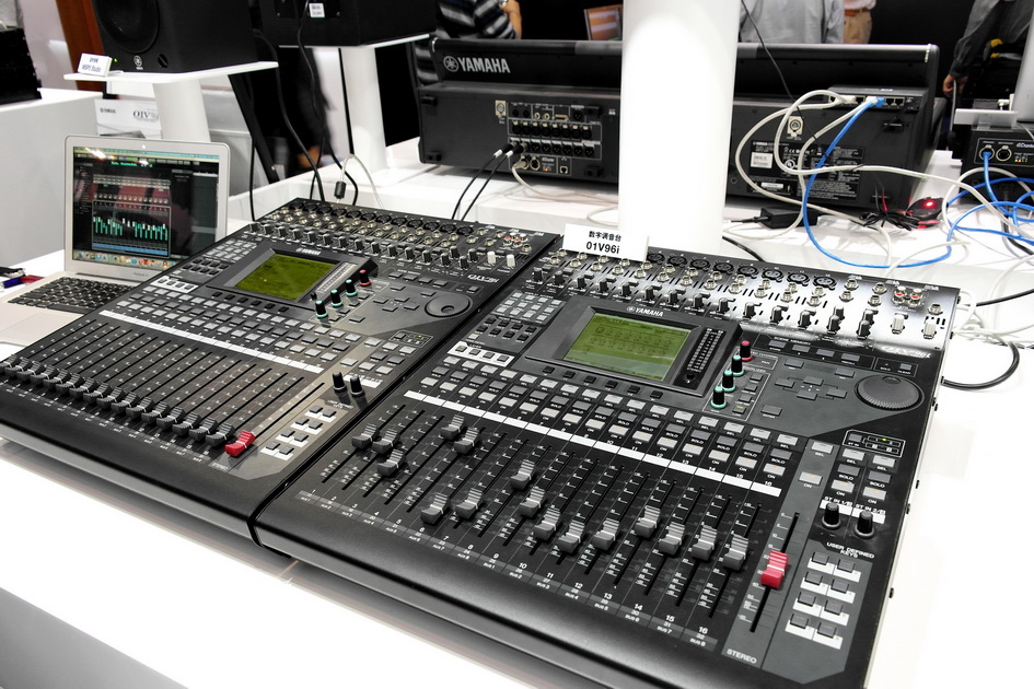 w88win优德专业音响新产品亮相PALM EXPO 2013展会 
