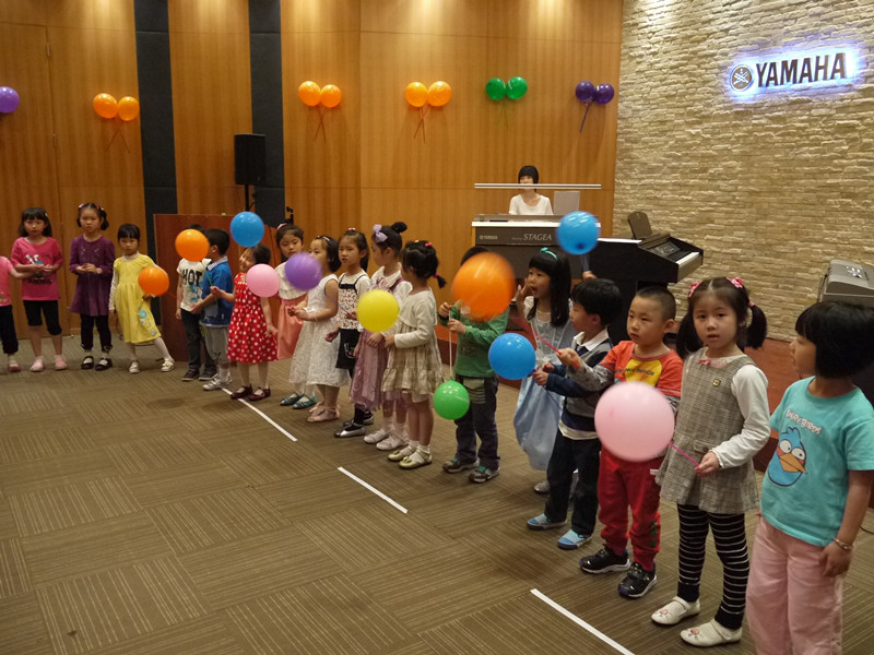 w88win优德音乐中心上海静安总店“欢度六一w88win优德的节日”音乐会成功举办 