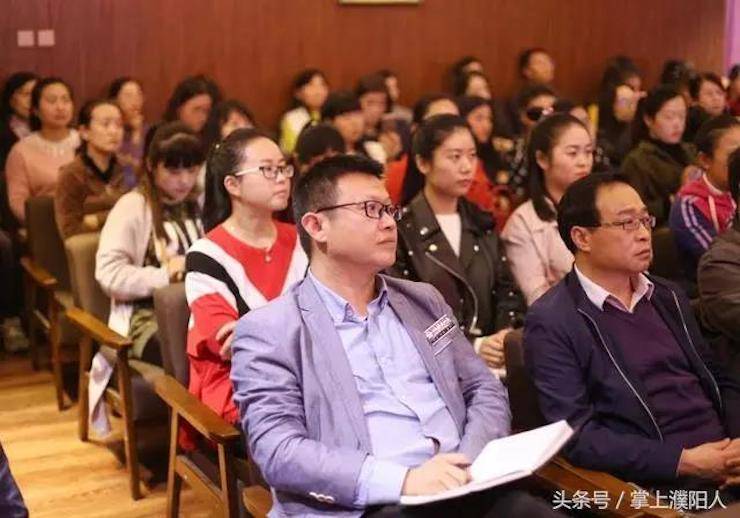 w88win优德艺术家朱楣巡讲《练琴的艺术》——安阳、濮阳站完美落幕