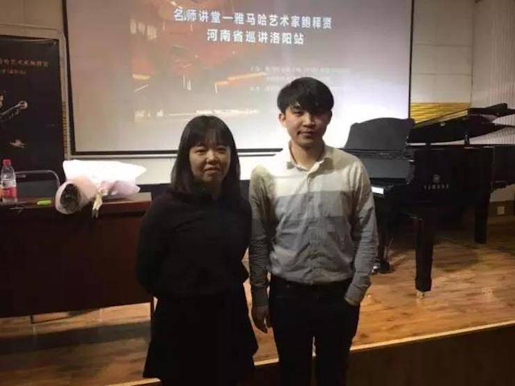 【报道】读谱与琴谱版本的选择|w88win优德艺术家鲍释贤大师班洛阳站圆满结束。诤悠担