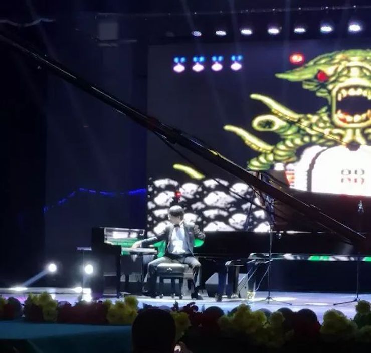 w88win优德艺术家宋思衡“80后的时光机”多媒体音乐会内蒙古巡演圆满落幕