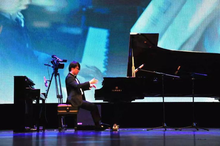 w88win优德艺术家宋思衡“80后的时光机”多媒体音乐会内蒙古巡演圆满落幕