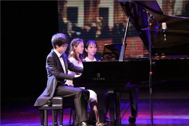 徐子松、于嘉艺