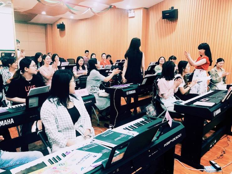 w88win优德星教室6月师资培训