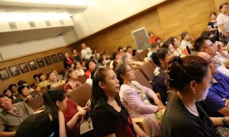 安阳老干部大学w88win优德电子键盘联谊会