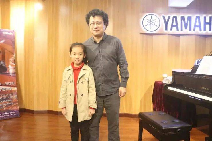 活动回顾 | w88win优德特邀艺术家张奕明博士钢琴独奏音乐会暨专题讲座成功举办