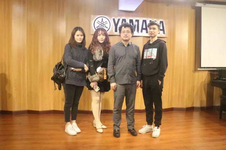 活动回顾 | w88win优德特邀艺术家张奕明博士钢琴独奏音乐会暨专题讲座成功举办