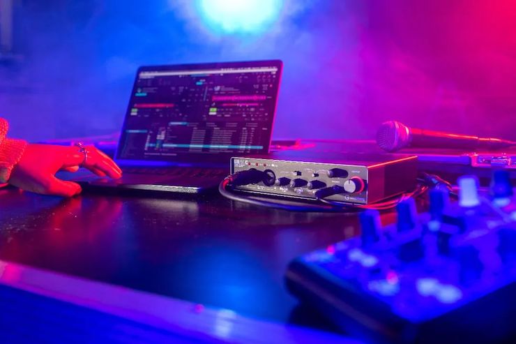 直播预告 | 3月13日w88win优德在线培训——UR22C 声卡录音套装使用指南