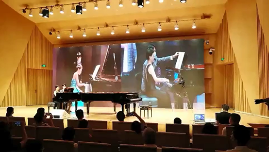 活动报道 | “科技助力，跨越时空”，小鹿纯子携手刘明康共享中日音乐盛宴