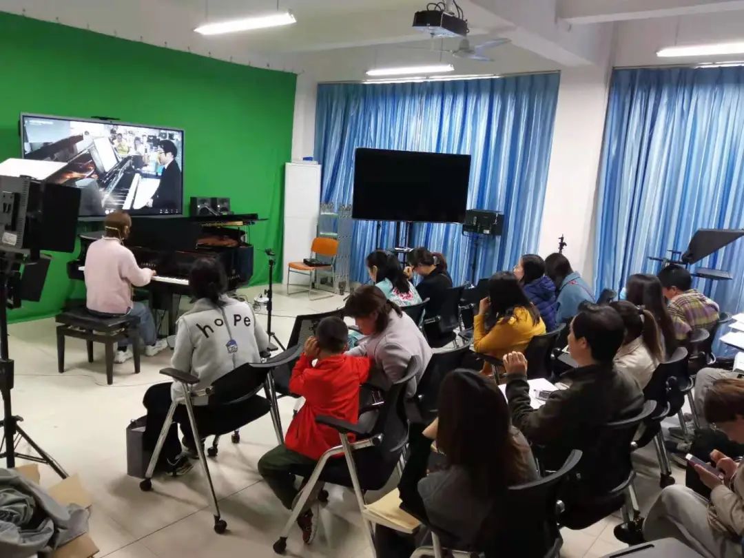 科技助力音乐教学，牵手大师零距离大师课